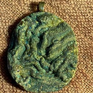 Stunning huge Drusy rough pendant